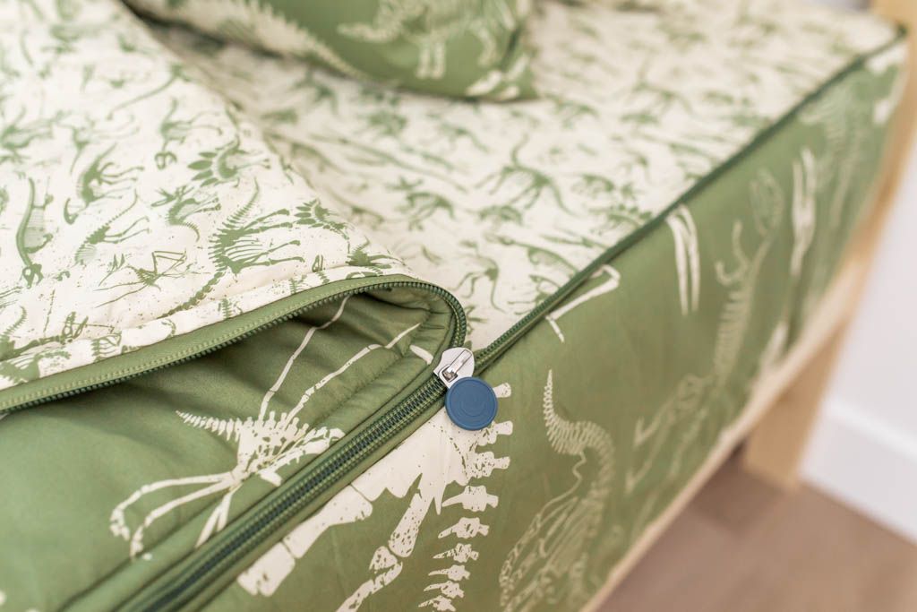Fossil Themed Zipper Bedding Set - Dinosaur Print Comforter Cover with Zipper Closure for Kids & Teens - Perfect for Bedroom Decor, Themed Parties, and Dinosaur Lovers