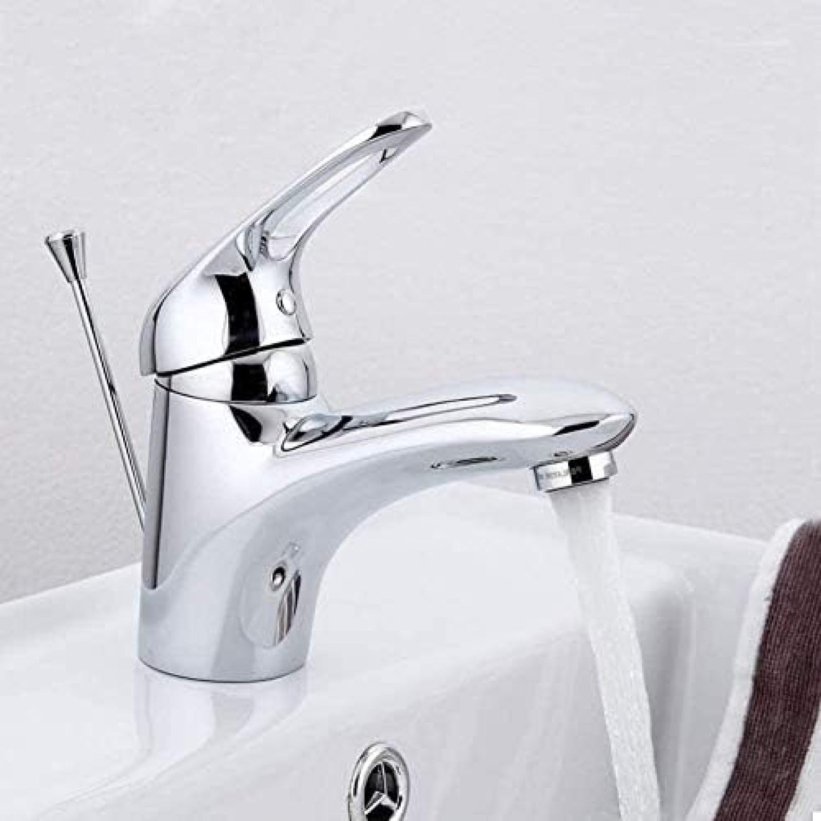 CRJUS Premium Brass Deck Mounted Kitchen Sink Faucet - High Arc Pull Down Sprayer, Matte Black Finish, Water Efficient Mixer Tap for Modern Home & Bathroom Use - Perfect for Cooking, Washing Dishes & Hand Cleaning