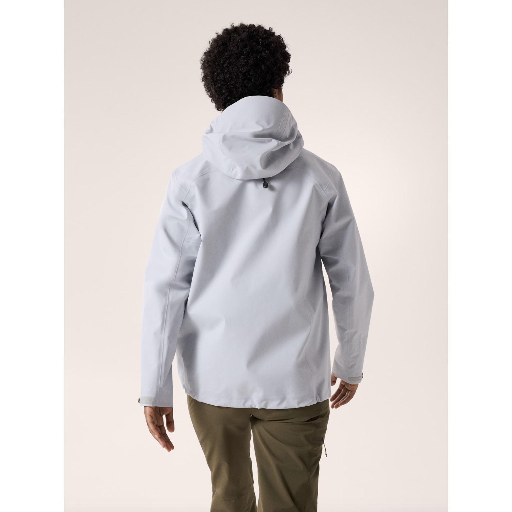 Arc'teryx Women's Beta Jacket - Waterproof & Breathable Hardshell Rain Jacket for Hiking, Skiing & Outdoor Adventures