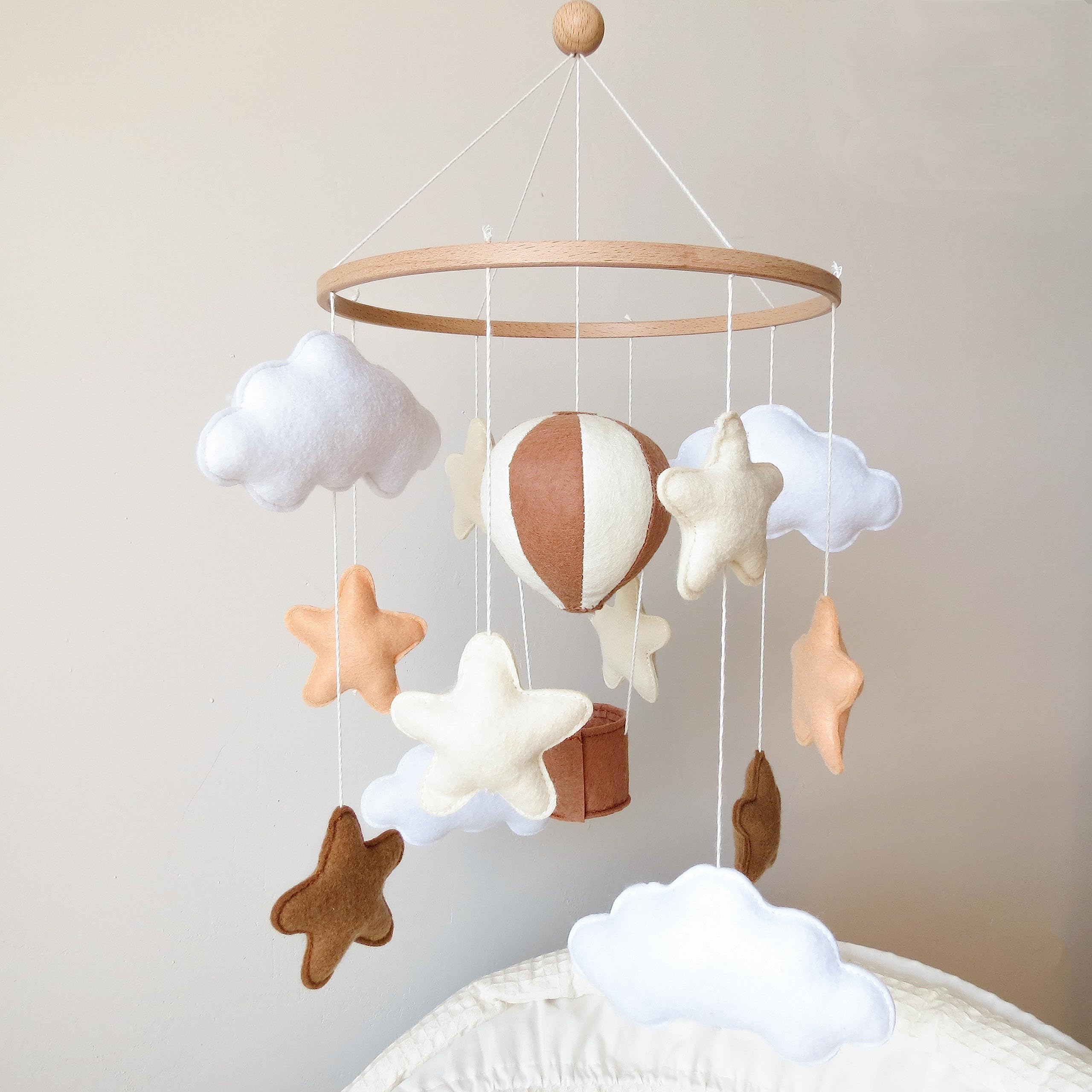 **Goukurlsma Neutral Hot Air Balloon Baby Mobile for Crib - Stars & Clouds Design, Beige Felt & Bamboo, Crib Mount, Unisex Newborn & Infant Nursery Decor - Perfect for Soothing & Entertaining Babies**