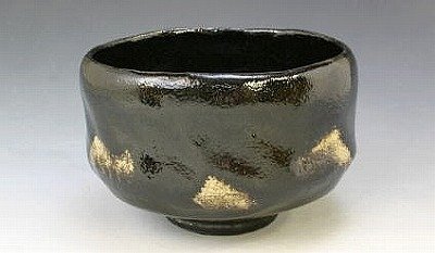 TSJ690 Kiyomizu - Kyoto Black Tea Bowl Gift Set with Music Theme (Kurorakujo) | Japanese Ceramic Tea Cup for Matcha, Sencha & Gift Giving | Perfect for Tea Ceremonies, Home Decor & Japanese Culture Enthusiasts