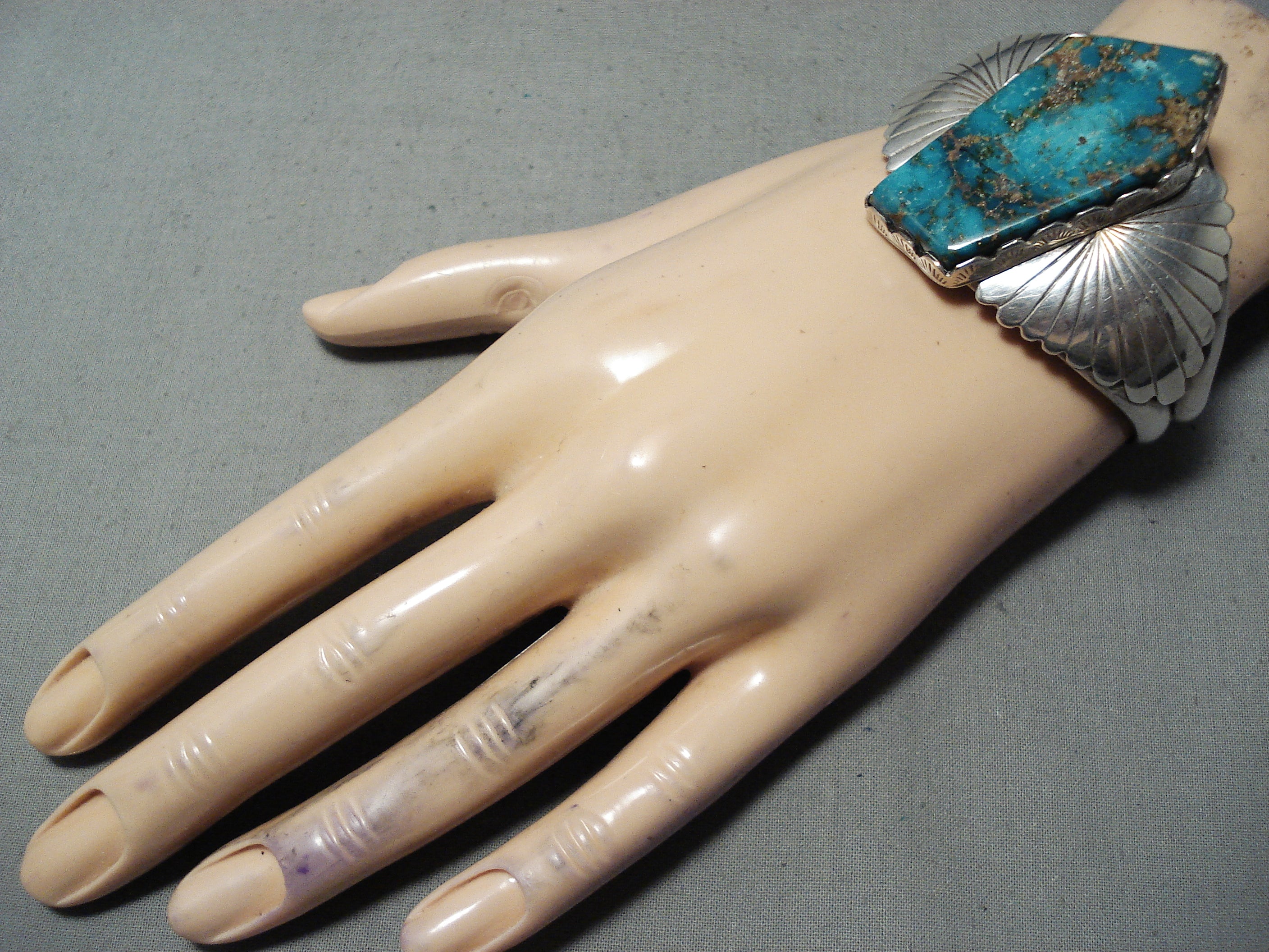 Vintage Navajo Royston Turquoise Sterling Silver Bracelet - Handmade Native American Jewelry for Women, Boho Chic Accessories, Perfect for Festivals & Special Occasions