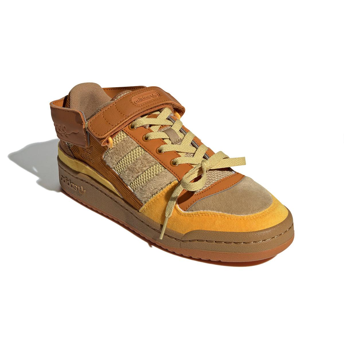 Melting Sadness Forum Exhibit Low Sneakers - 'Melting Theatre Messy' Style for Streetwear & Urban Fashion | Perfect for Casual Wear, Skateboarding & Artistic Events