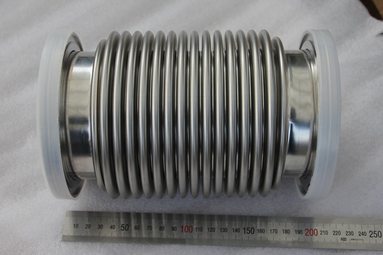 Flexible Stainless Steel Vacuum Bellows Hose - ISO 100 Standard, 20cm Length with Flanged Ends for Laboratory, Industrial, and HVAC Applications