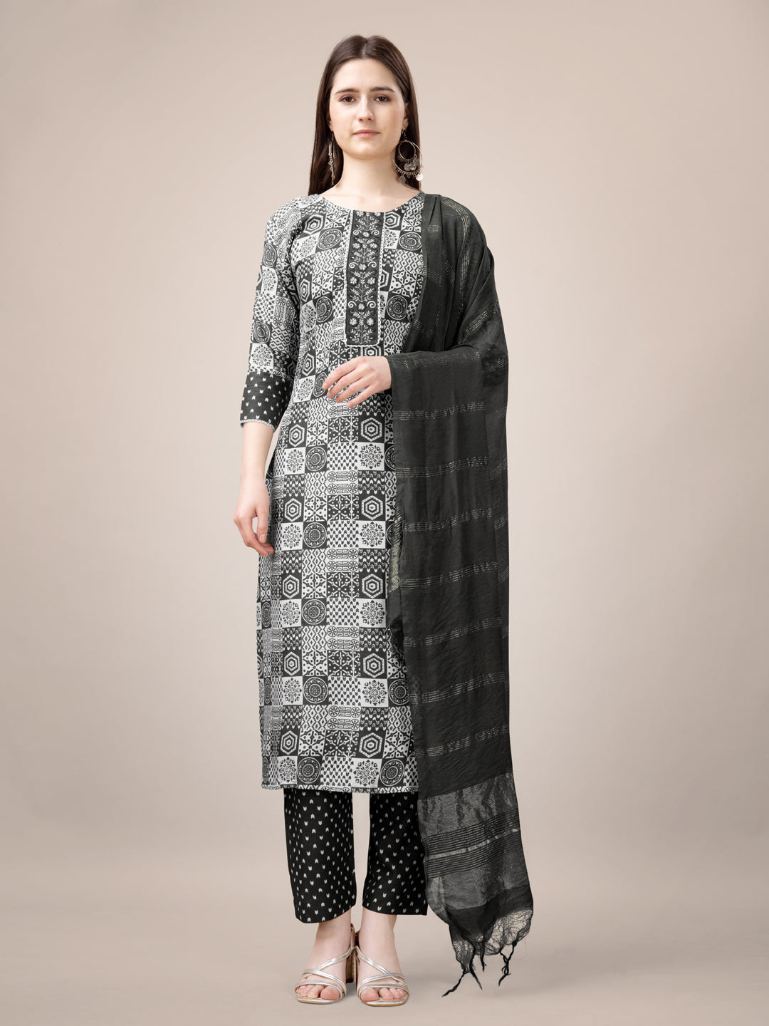 Elegant Black Designer Pant Suit with Embroidery & Lace Detailing - Formal Office Wear & Evening Party Outfit for Women