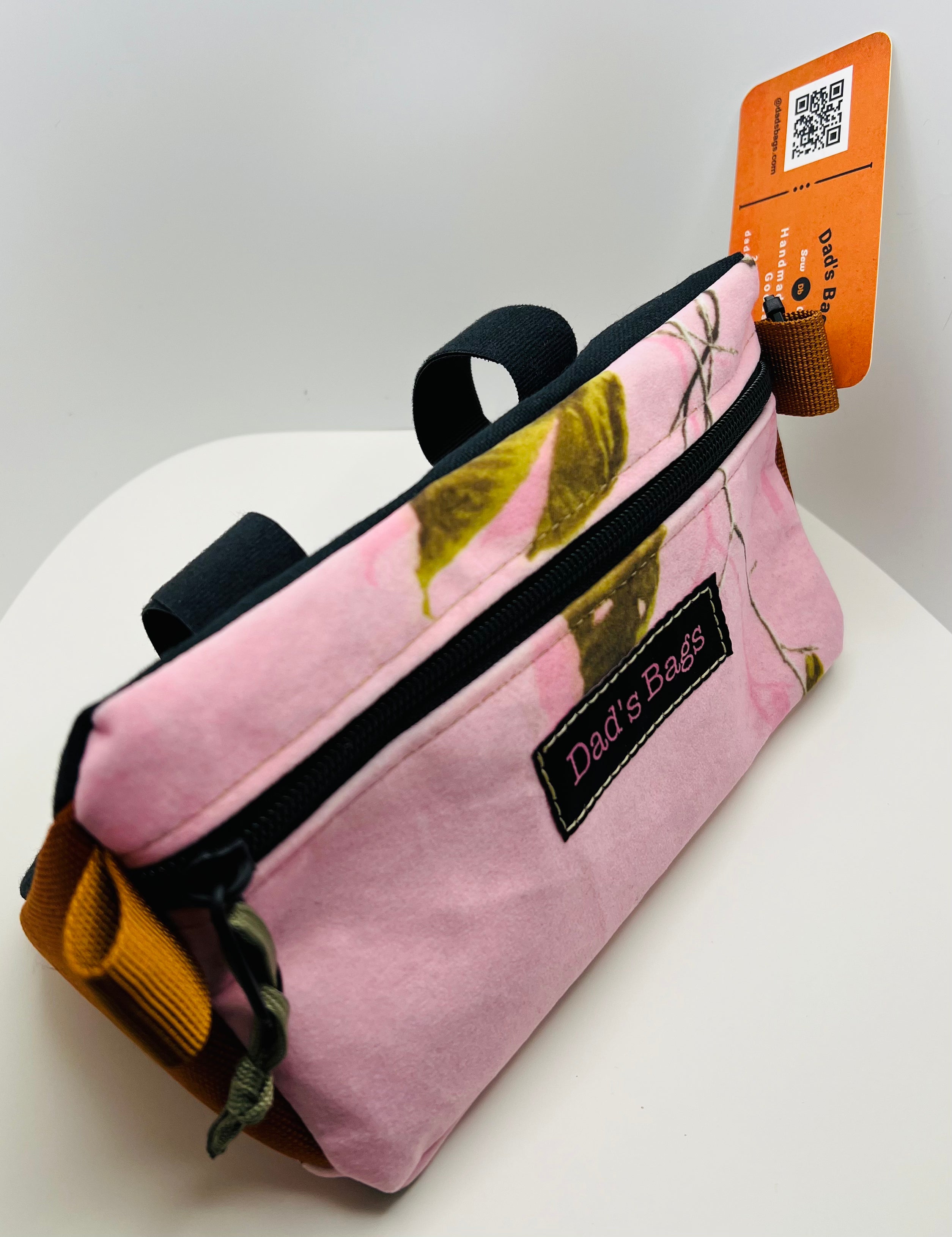 Best Handlebar Wedge Bag for Bikes - Durable & Waterproof Cycling Storage for Commuting, Road & Mountain Bikes - Perfect for Phone, Wallet & Tools