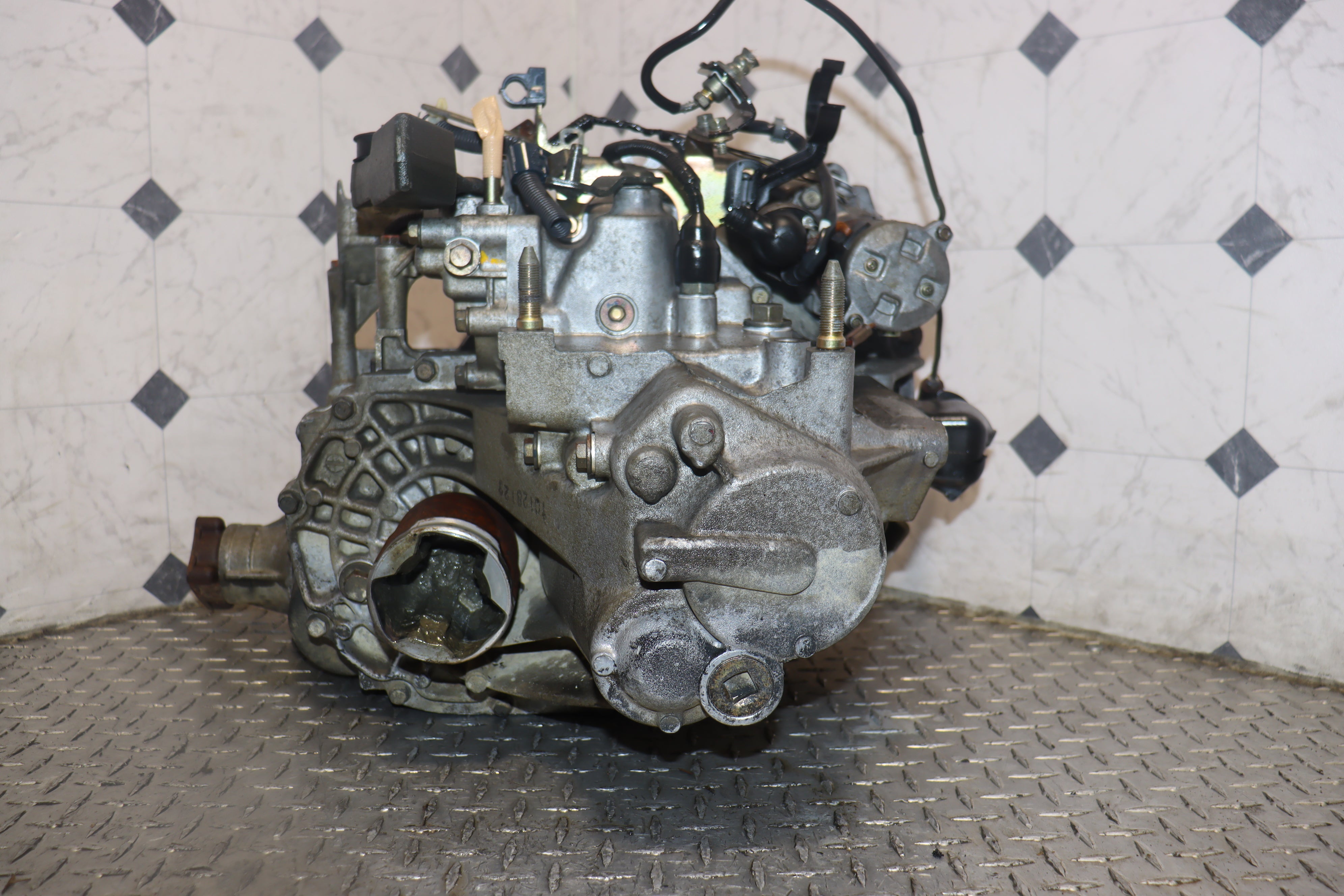 JDM B20B Manual Transmission for 1997-2001 Honda CR-V 2.0L Engine - Perfect for Honda CR-V Transmission Replacement & Performance Upgrades