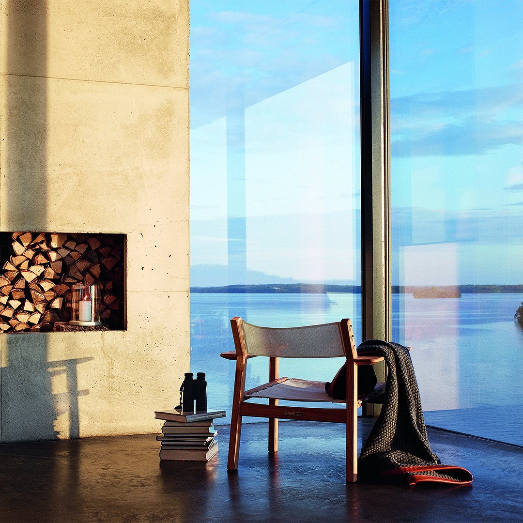 DJuro Lounge Armchair with Premium Fabric Upholstery - Modern Comfortable Living Room Chair for Home & Office Relaxation
