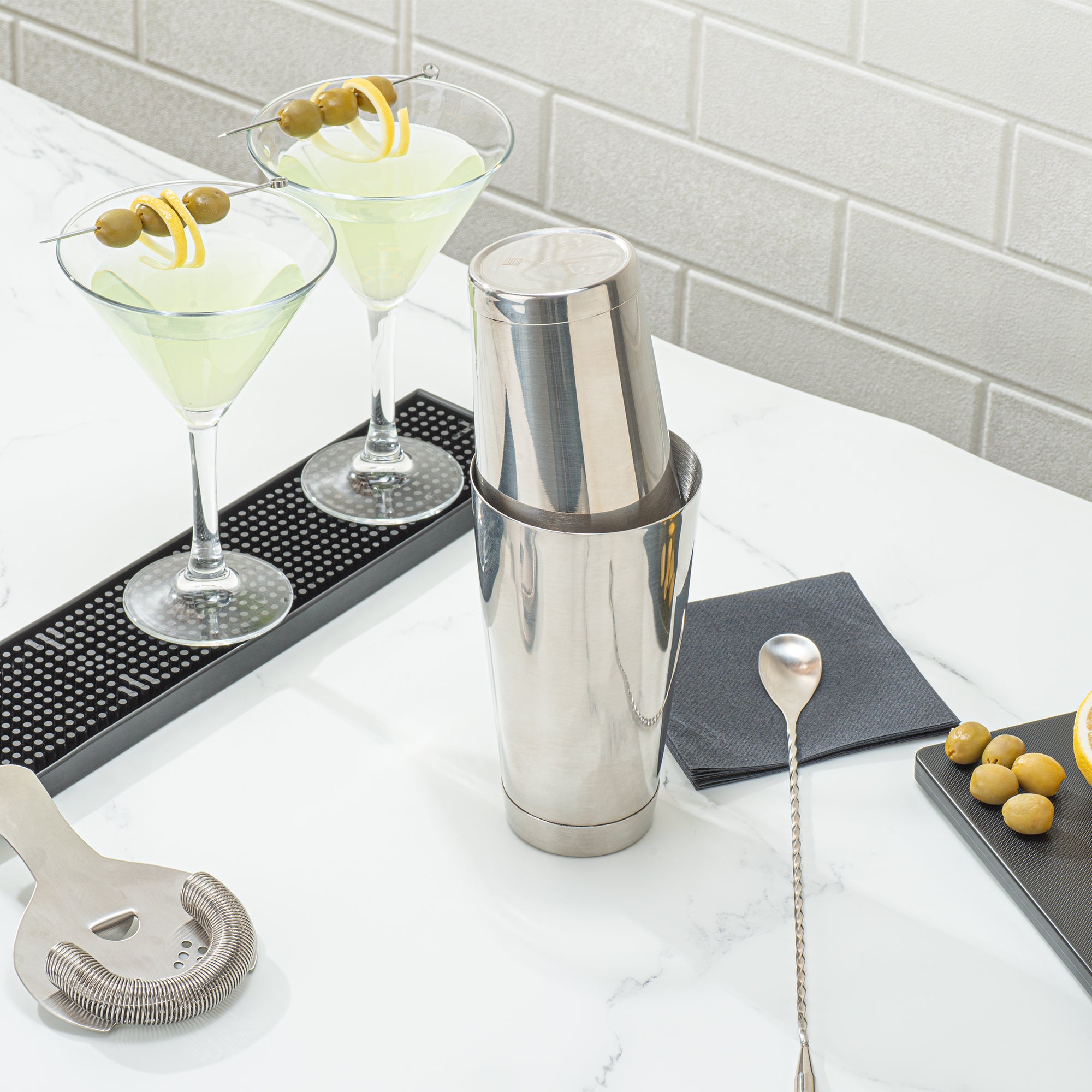 Premium 16 oz Stainless Steel Cocktail Shaker - Weighted Bar Mixing Tin with Mirrored Finish (3.25