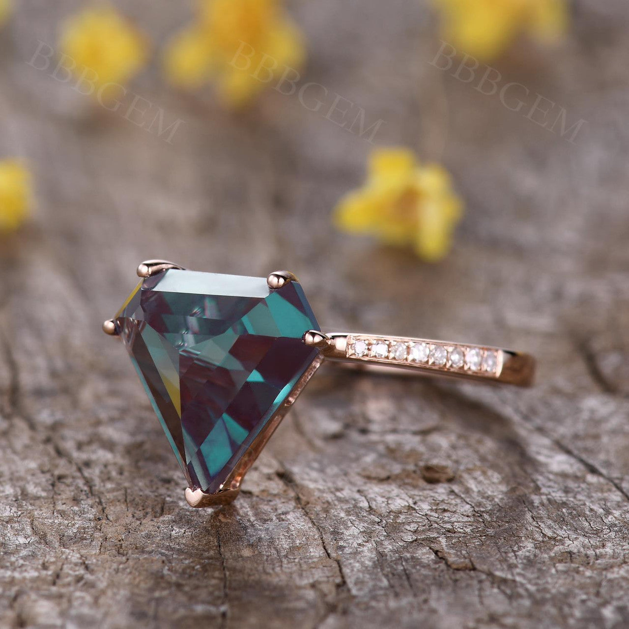 10mm Shield Cut Alexandrite Engagement Ring - Half Eternity Diamond Wedding Band for Women - Perfect for Proposals, Anniversaries & Bridal Jewelry