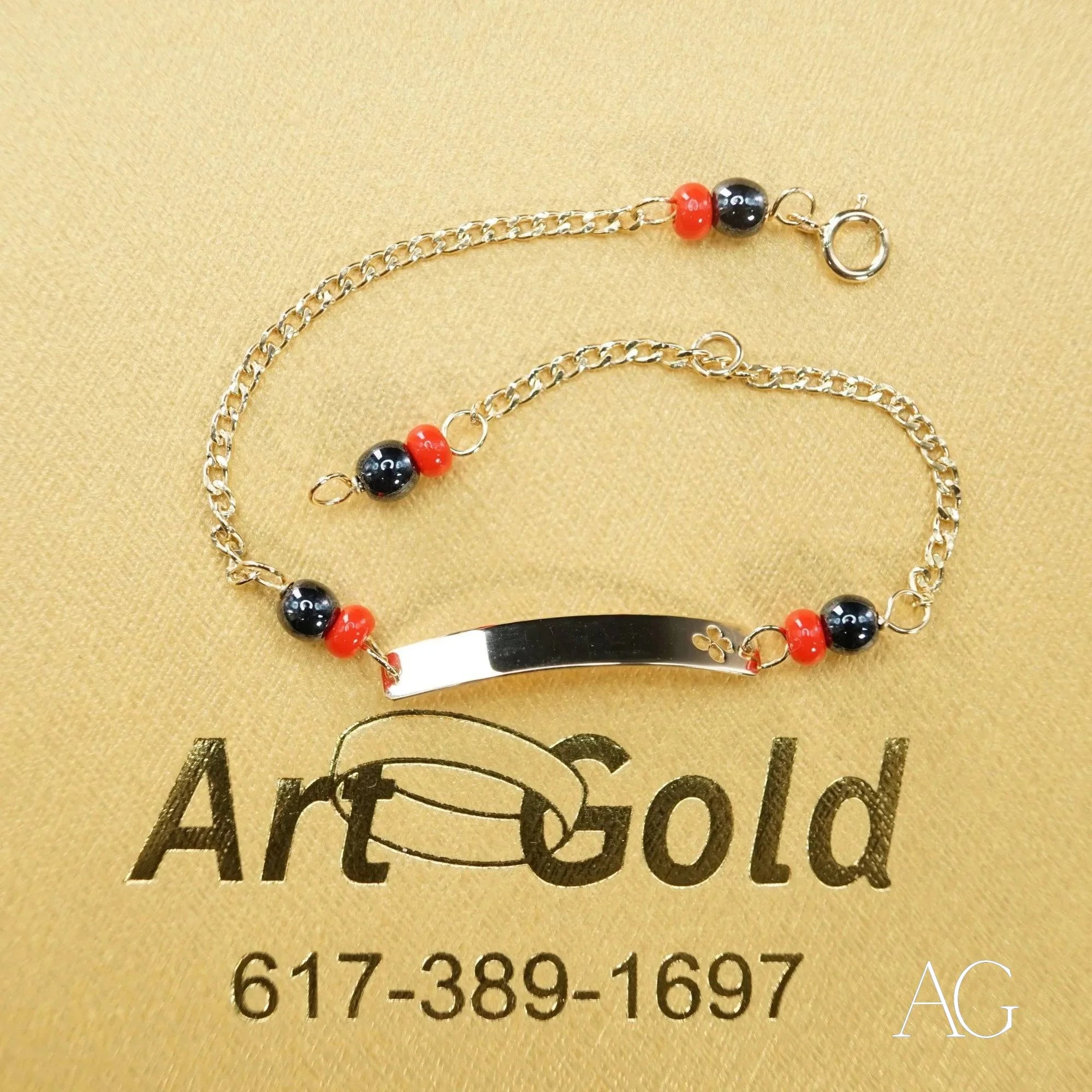 18K Gold Personalized Kids Bracelet with Black Coral - Custom Name Jewelry for Birthdays, Gifts & Special Occasions