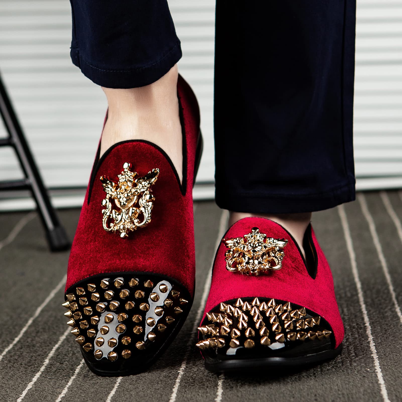 Luxury Men's Velvet Loafers with Metal Embellishments - Formal Dress Shoes for Wedding, Party & Business Events - Comfortable Slip-On Shoes for Office & Evening Occasions