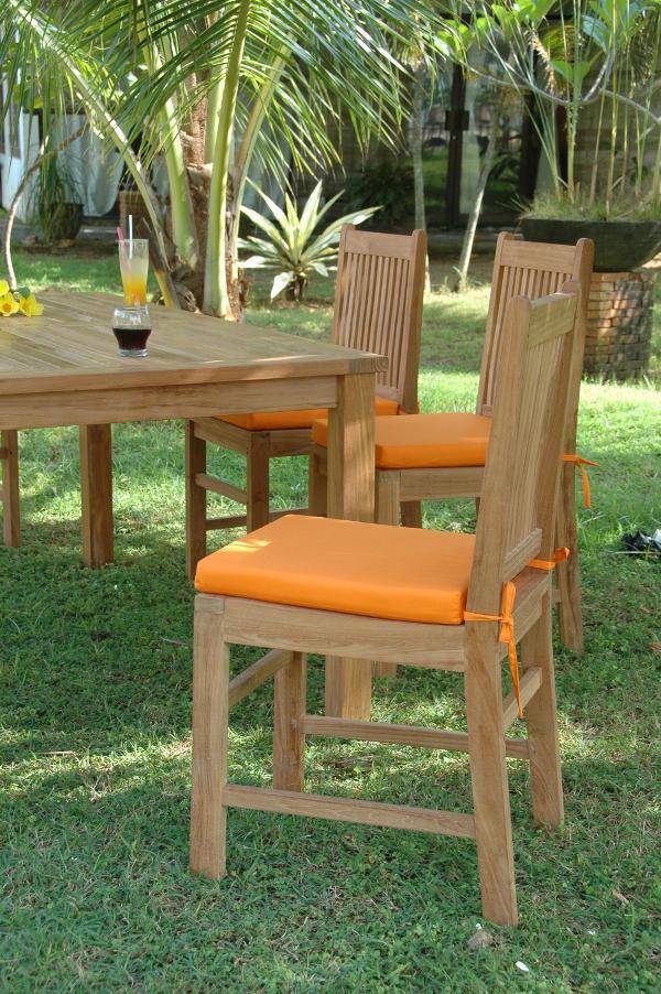 Montage Saratoga 7-Piece Dining Set - Modern Kitchen & Dining Room Table with Chairs for Family Meals & Entertaining
