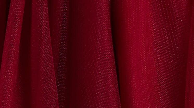 Elegant Off-the-Shoulder Red Tulle Wedding Dress - A-Line Ball Gown for Brides, Formal Parties & Special Occasions | Perfect for Weddings, Proms, Galas and Evening Events