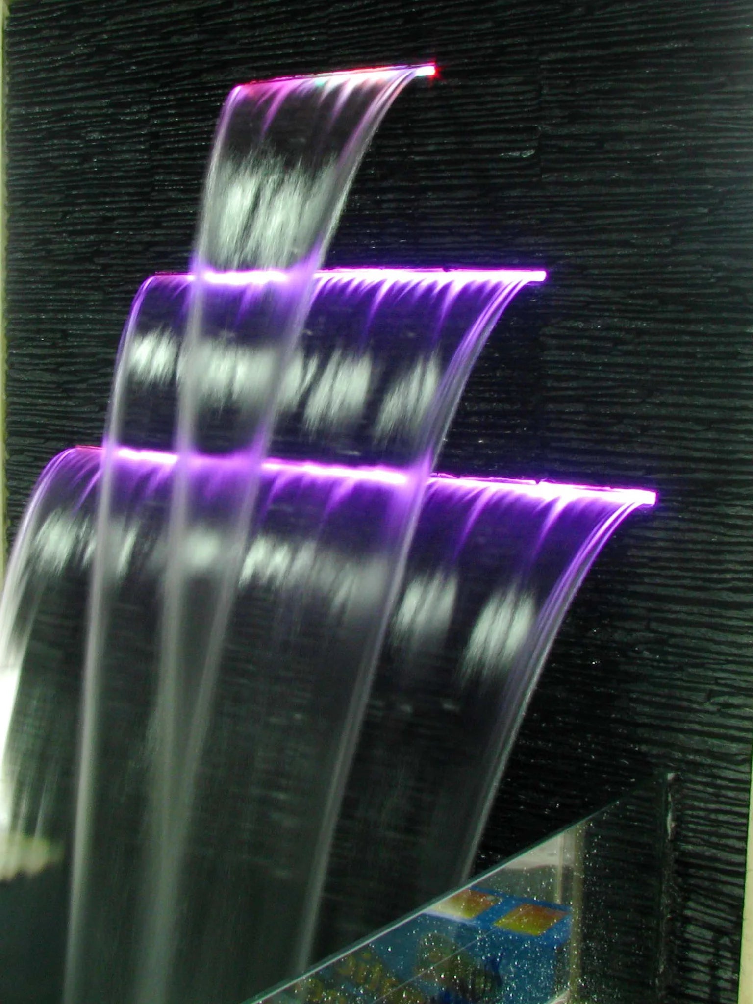 PB900 25L 900mm Wide LED Light Bar - High Brightness Energy Efficient LED Strip for Home, Office, and Commercial Lighting
