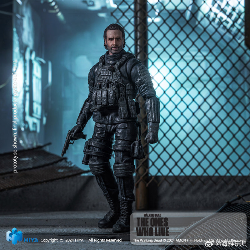 Pre Order 1/18 HIYA 4-Inch Action Figure - The Walking Dead: The Ones Who Live Rick Grimes Collectible Toy | Highly Detailed Mini Series for Display & Role Play Scenes