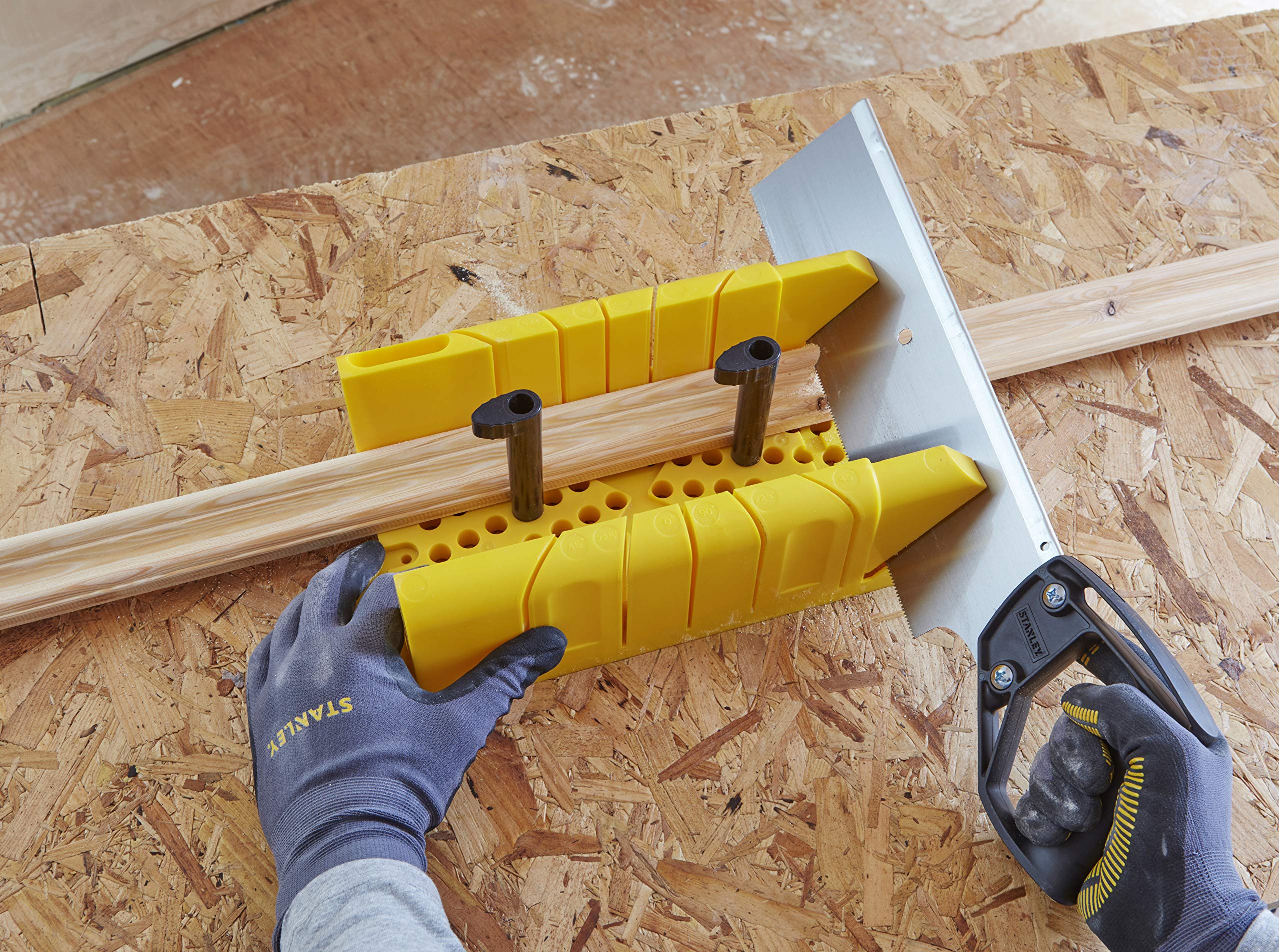 Stanley 1-20-600 Saw Storage Miter Box with Included Saw - Durable Black Woodworking Tool for Precise Angle Cuts | Perfect for DIY Projects, Carpentry & Home Renovations