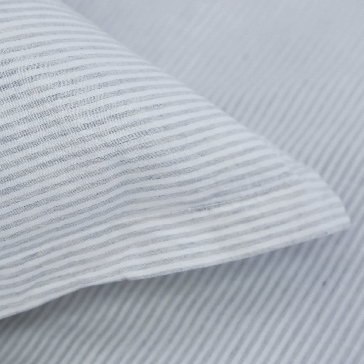 Premium Luke Duvet Cover Set - Soft & Breathable Bedding for All Seasons - Perfect for Home, Dorm, or Guest Room Decor