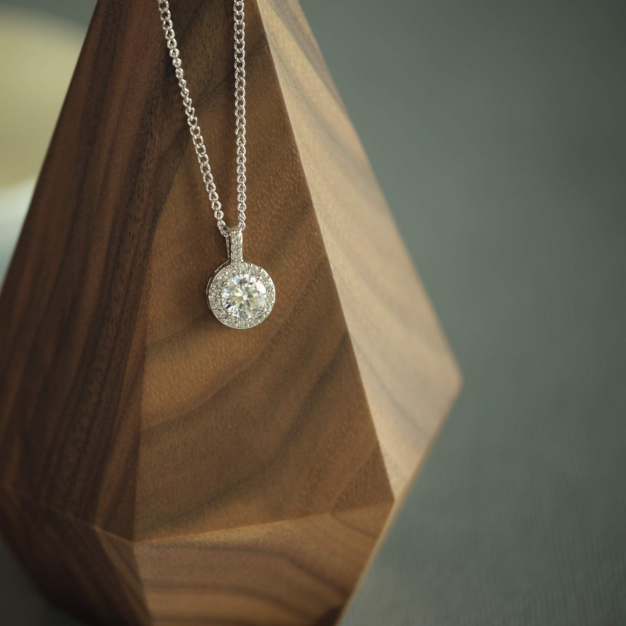 Grace of Pearl Military Wife Gift - Elegant Jewelry for Army Wife, Marine Mom & Military Mom | Perfect for Deployment, Homecoming & Special Occasions