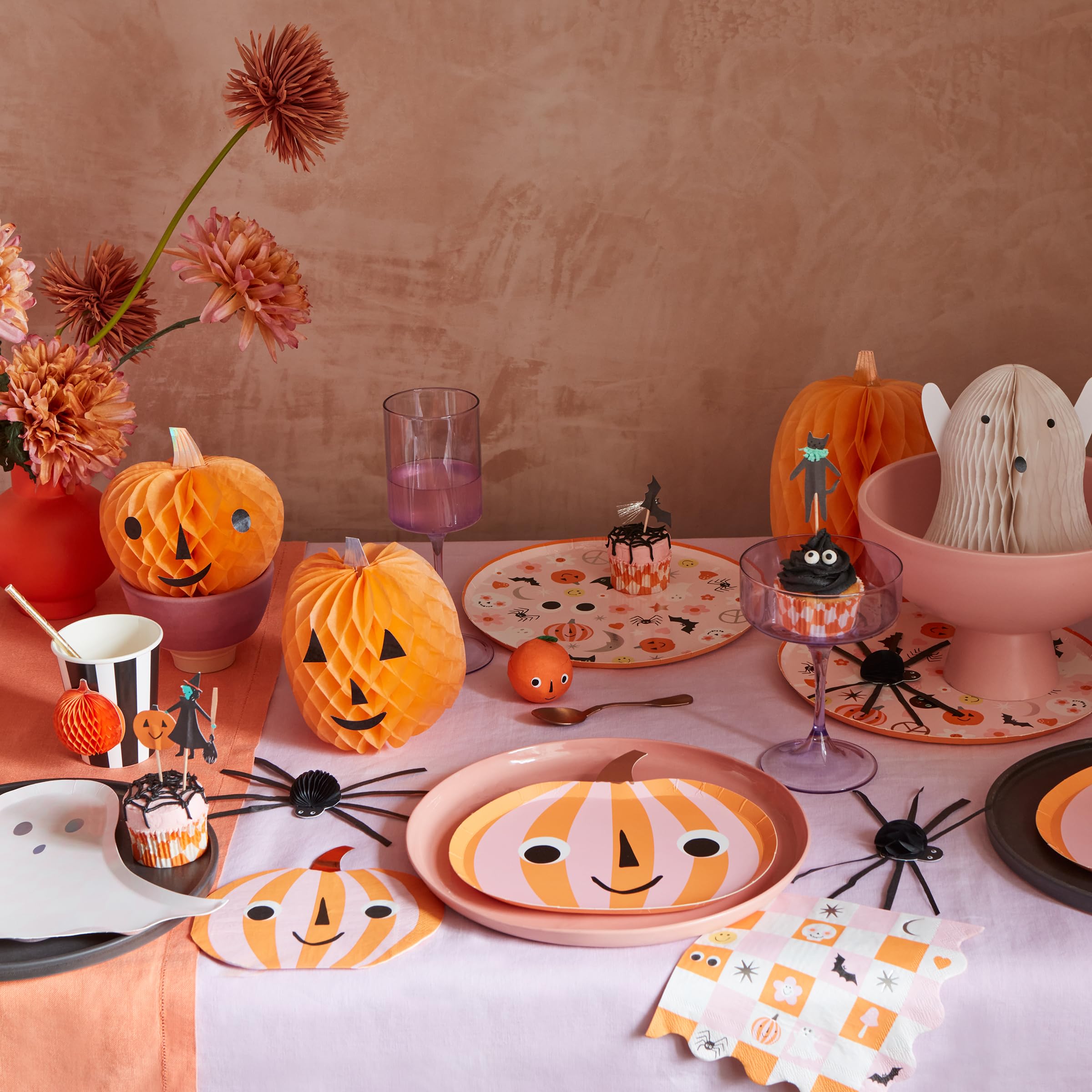 Meri Meri Halloween Napkins - 16 Pack, Premium 3-Ply Disposable Paper Napkins for Halloween Party Decorations, Perfect for Spooky Dinner Parties & Trick-or-Treat Gatherings
