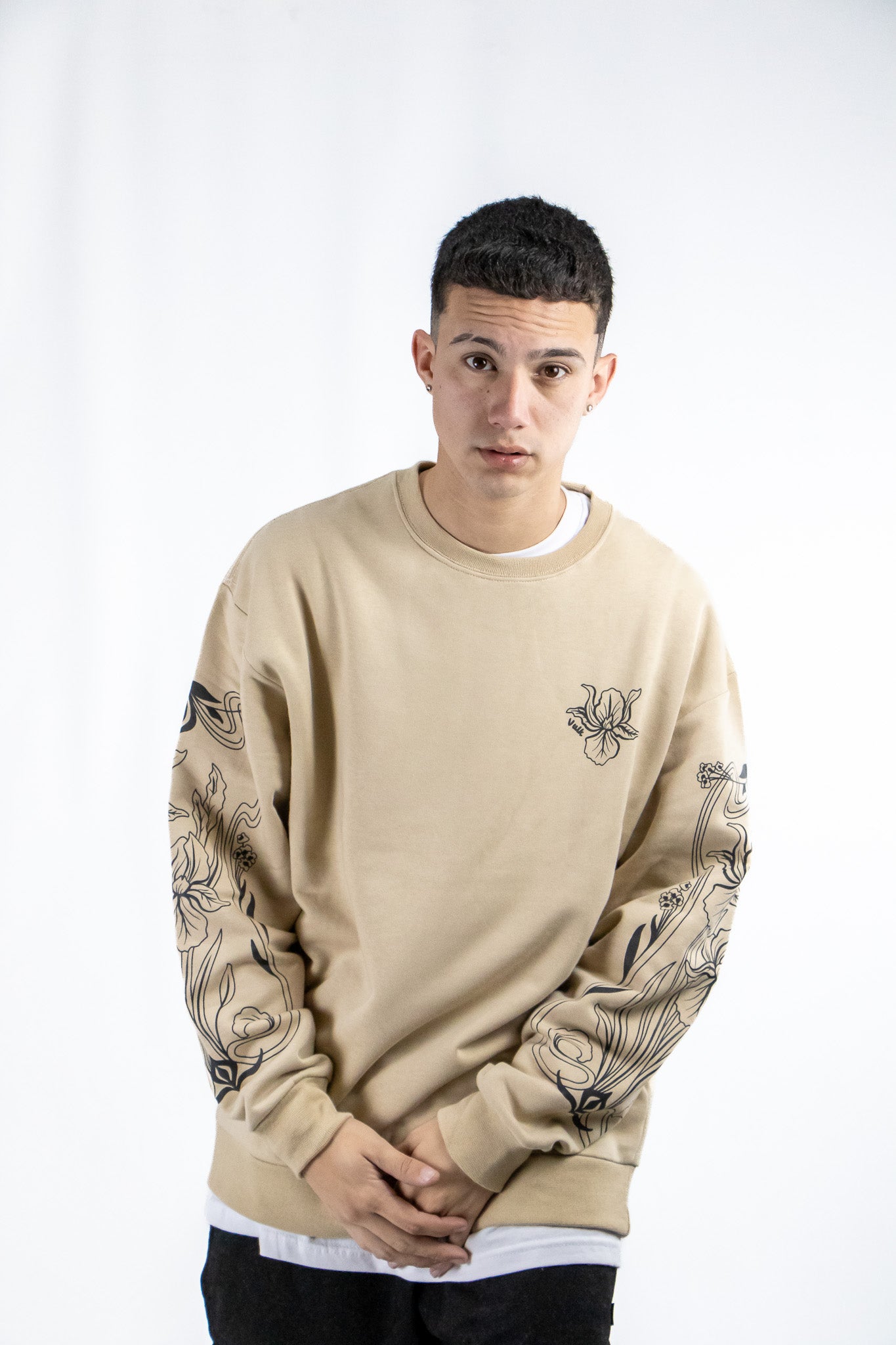 Unisex Vulk Mirror Crew Neck Sweatshirt - Trendy & Comfortable for Casual Wear, Street Style & Everyday Outfits