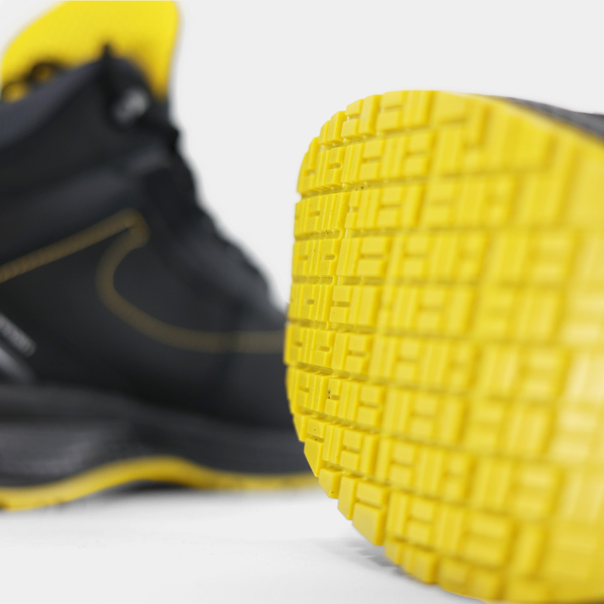 Libra Safety Shoes - Steel Toe Work Boots for Men & Women - Slip Resistant & Comfortable for Construction, Warehouse & Industrial Use