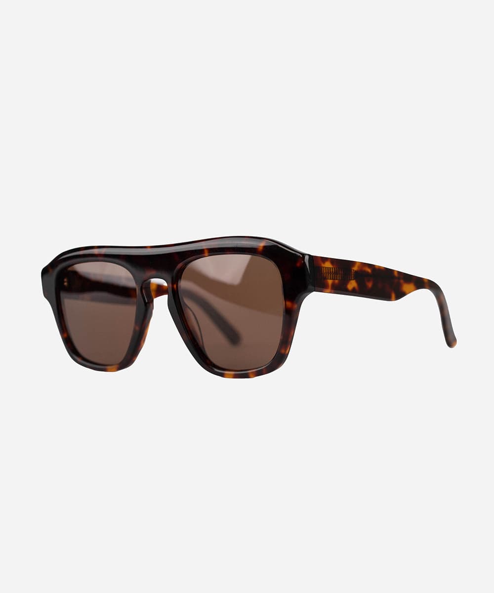 Val Wayfarer Sunglasses - Classic Polarized UV Protection for Men & Women - Perfect for Driving, Travel, and Outdoor Activities