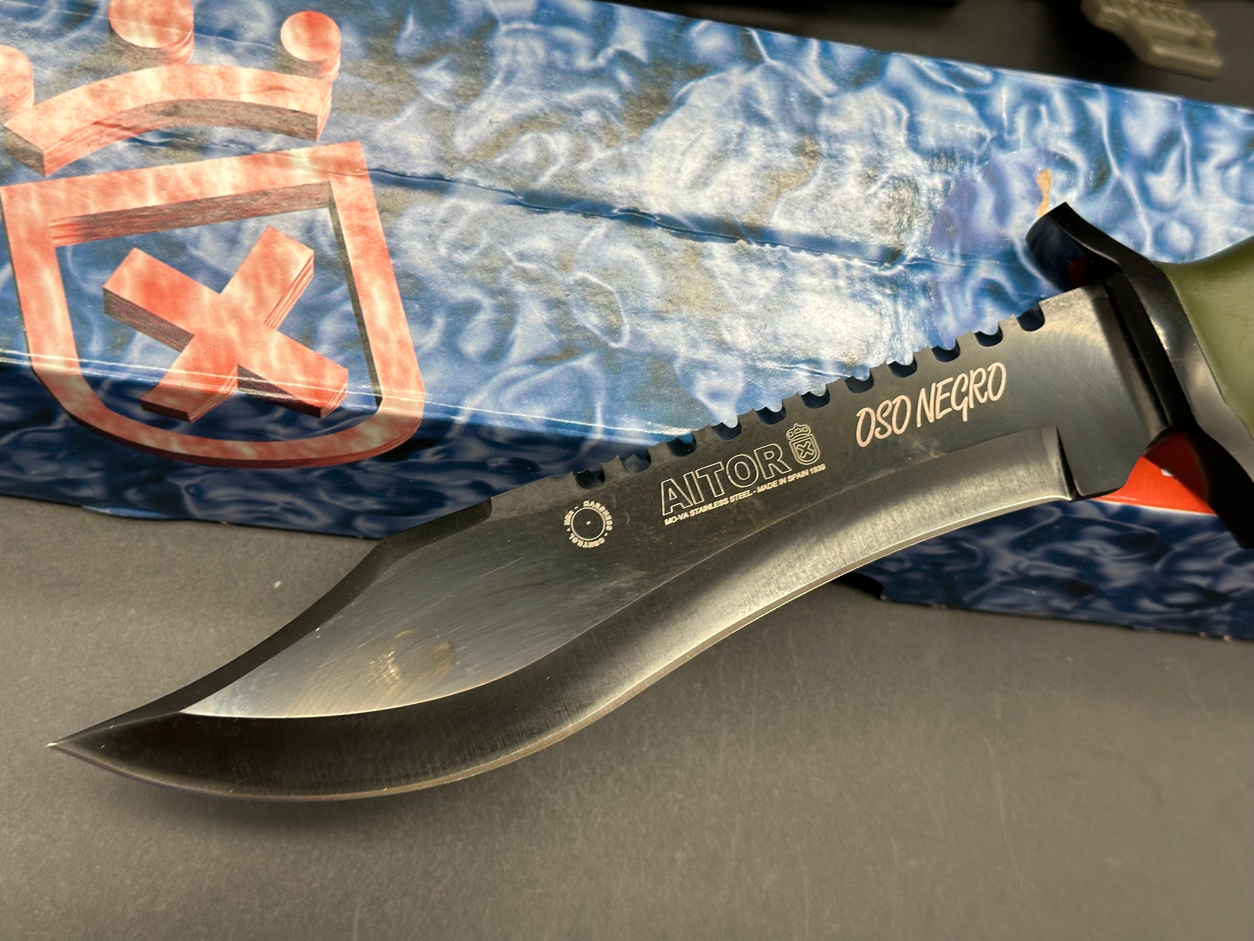 AITOR Oso Negro Fixed Blade Knife - 7.25