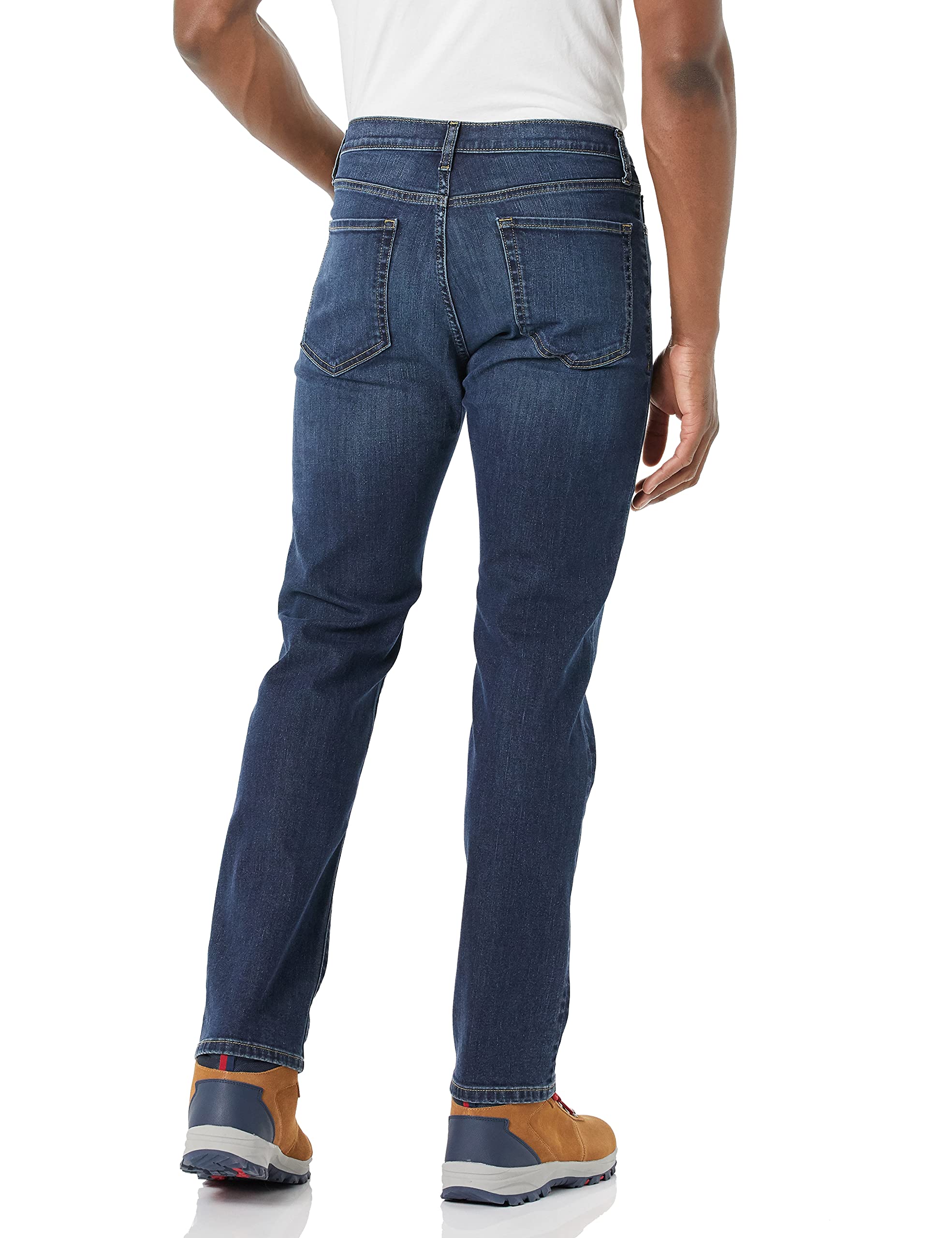 Amazon Essentials Men's Straight-Fit High Stretch Jean - Comfortable Stretch Denim Pants for Work, Casual & Everyday Wear | Durable & Flexible Mens Jeans for Office, Travel & Outdoor Activities