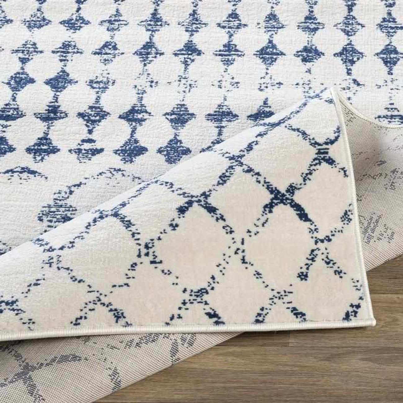 Mark&Day 5x7 Dark Blue/White Area Rug - Soft Non-Slip Living Room, Bedroom & Kitchen Rug (5'3