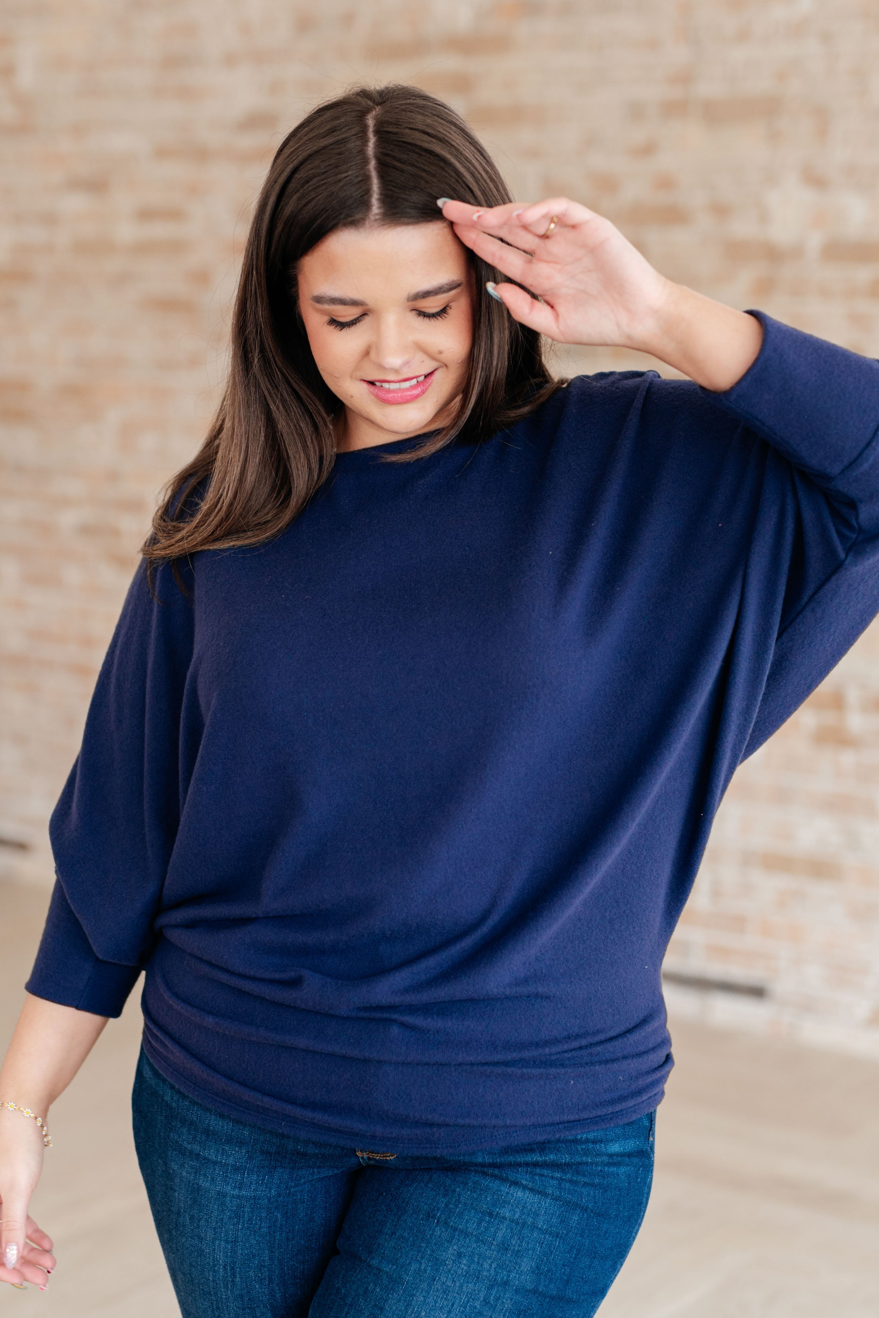 Stylish Batwing Sleeve Top for Women - Comfortable & Trendy Loose Fit Blouse for Casual Outings, Work, and Weekend Wear