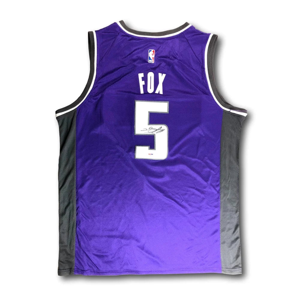 De'Aaron Fox Sacramento Kings Signed Basketball Jersey with PSA/DNA COA - Authentic NBA Autographed Memorabilia for Collectors and Fans - Perfect for Display, Gifts, and Sports Memorabilia Collections