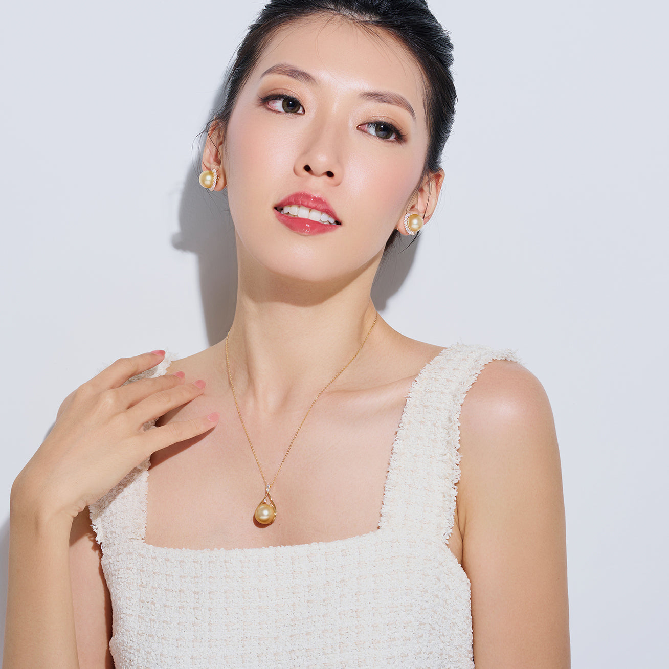 18K Solid Gold South Sea Golden Pearl Earrings - Luxury Dangle Earrings for Women, Elegant Gift for Wedding, Anniversary & Special Occasions