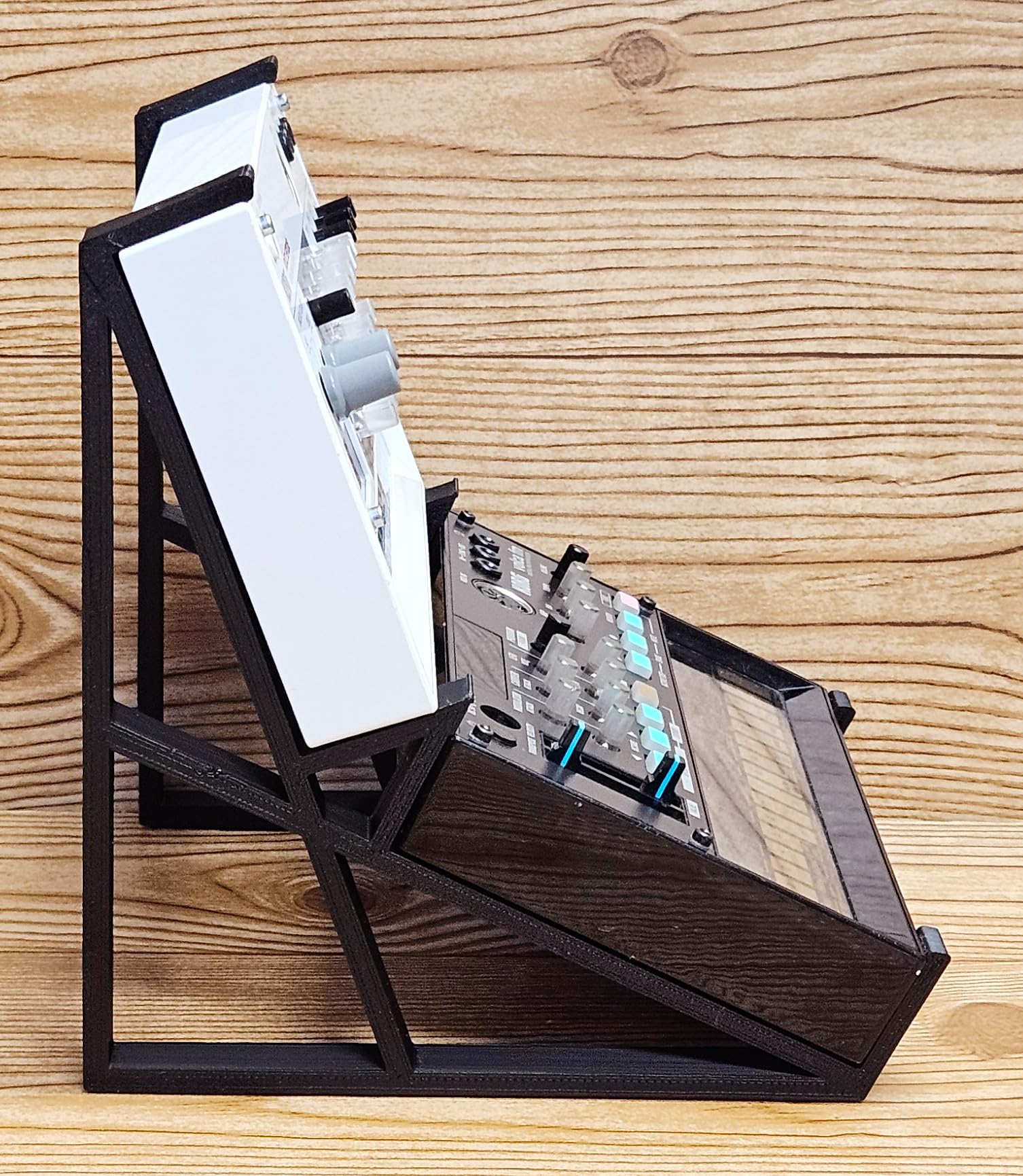 2 Tier Black Desktop Stand for Korg Volca Beats, Bass, FM, Keys, Nubass, Loop & Sampler - Sturdy Synthesizer & Drum Machine Organizer - Perfect for Music Production & Live Performances