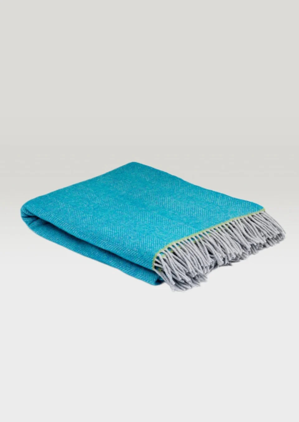 McNutt Pure Wool Throw Blanket - Soft & Cozy 100% Natural Wool for Bed, Couch, and Sofa - Perfect for Winter Warmth, Home Decor, and Gifts