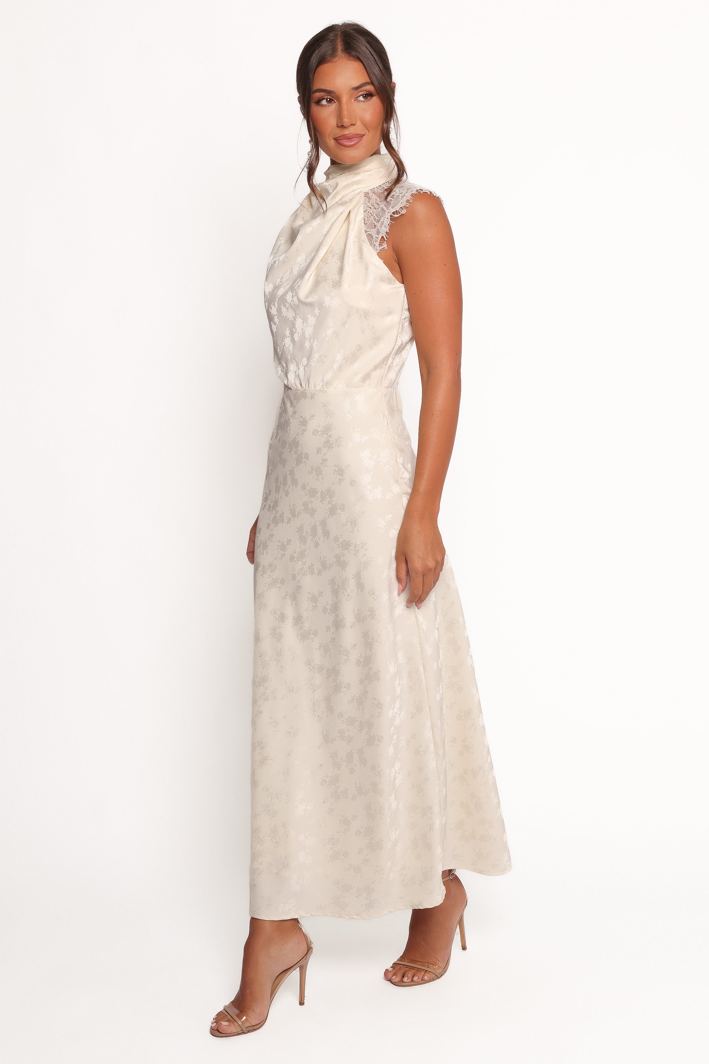 Anabelle Women's Halter Neck Lace Maxi Dress - Elegant White Summer Wedding Guest Dress for Beach Parties & Formal Occasions