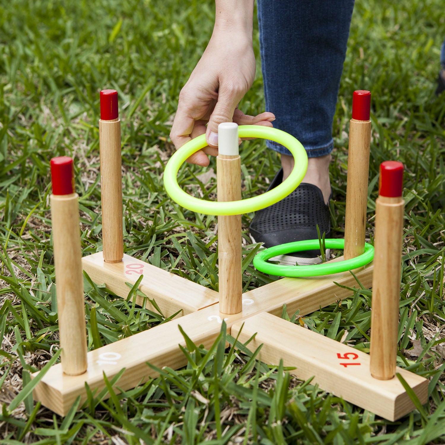 Champion Sports Classic Wooden Ring Toss Game Set - Outdoor Lawn & Backyard Party Games for Kids & Adults - Perfect for Picnics, BBQs, and Family Gatherings