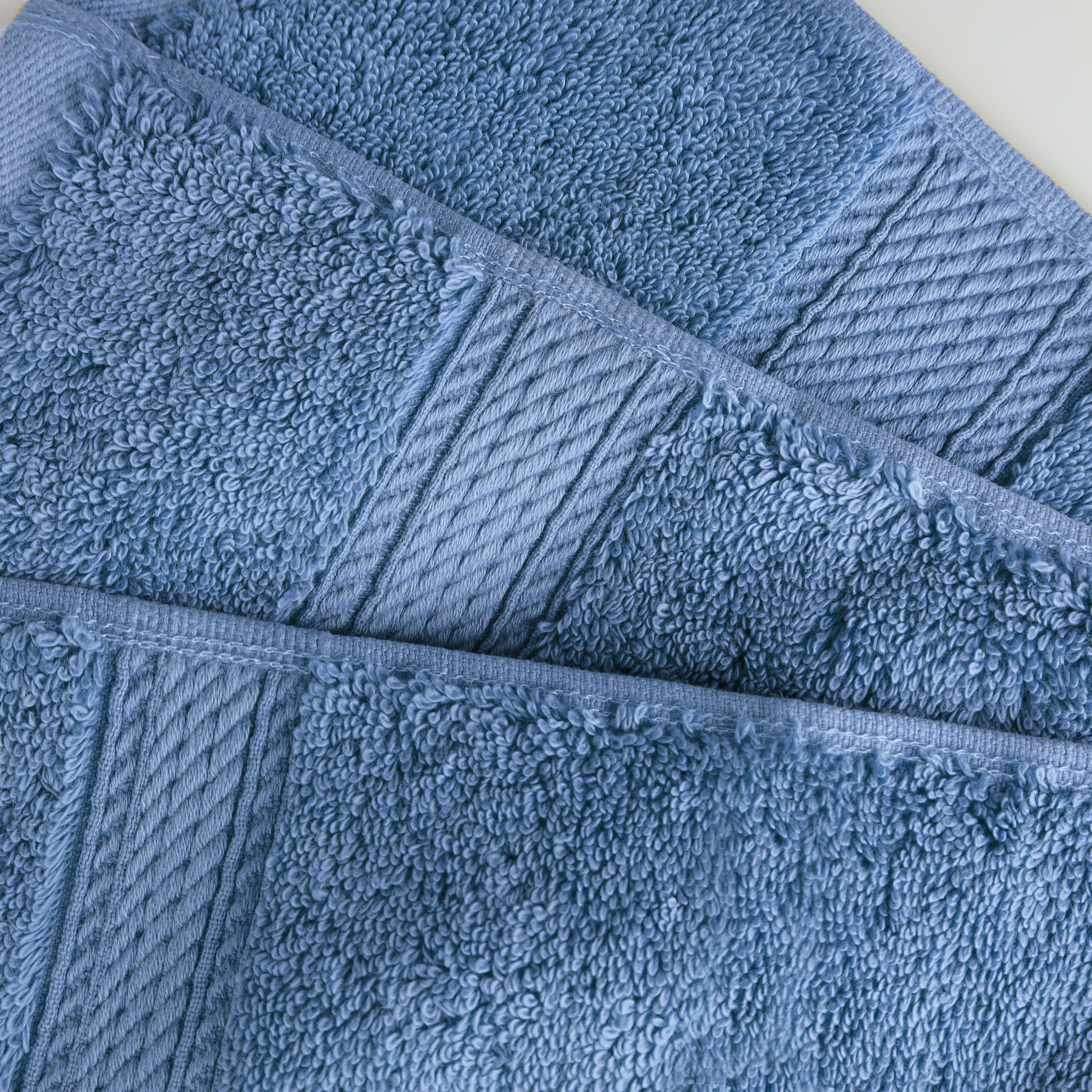 Premium 4-Piece Egyptian Cotton Bath Towel Set - Ultra Soft, Heavyweight & Plush Pile for Spa-Like Luxury at Home | Perfect for Bath, Beach & Guest Use