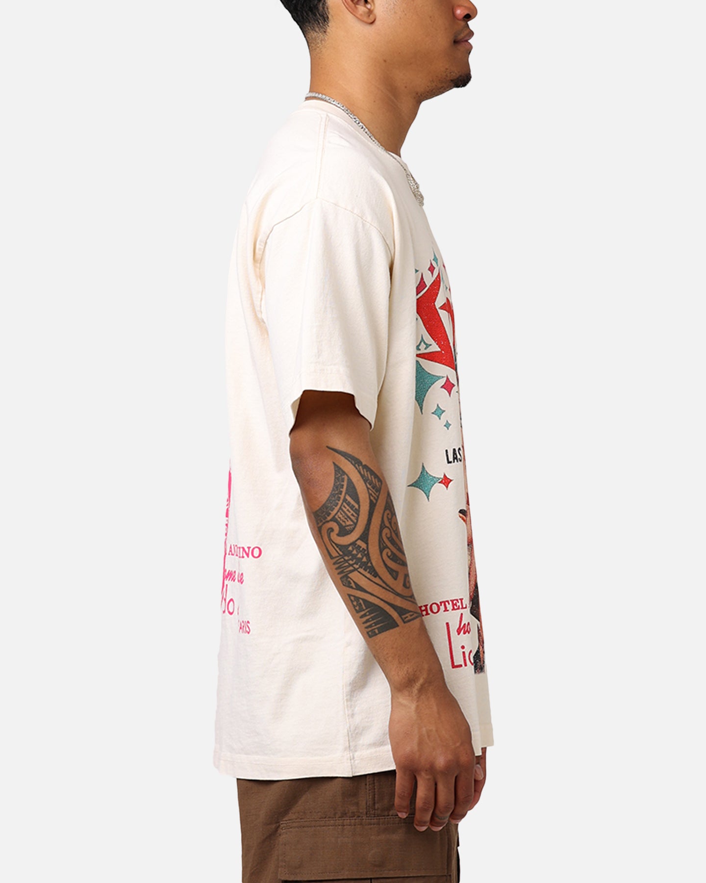 Vintage Stardust Casino T-Shirt - Retro American Thrift White Tee for Men & Women - Perfect for Casual Wear, Themed Parties & Vintage Lovers