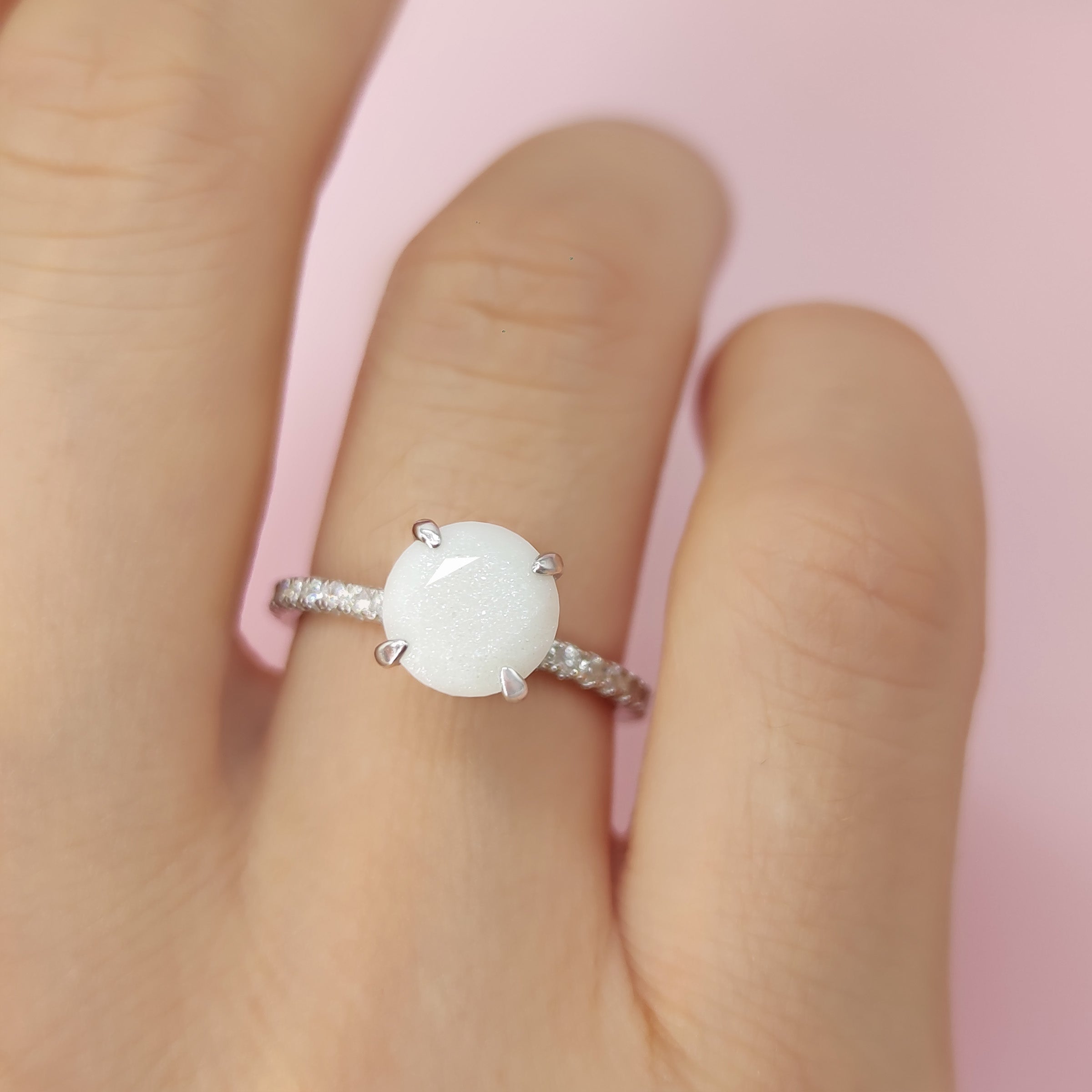 Glamorous Breastmilk Keepsake Ring - Unique Memorial Jewelry for Nursing Moms - Perfect for Breastfeeding Mementos & Special Occasions