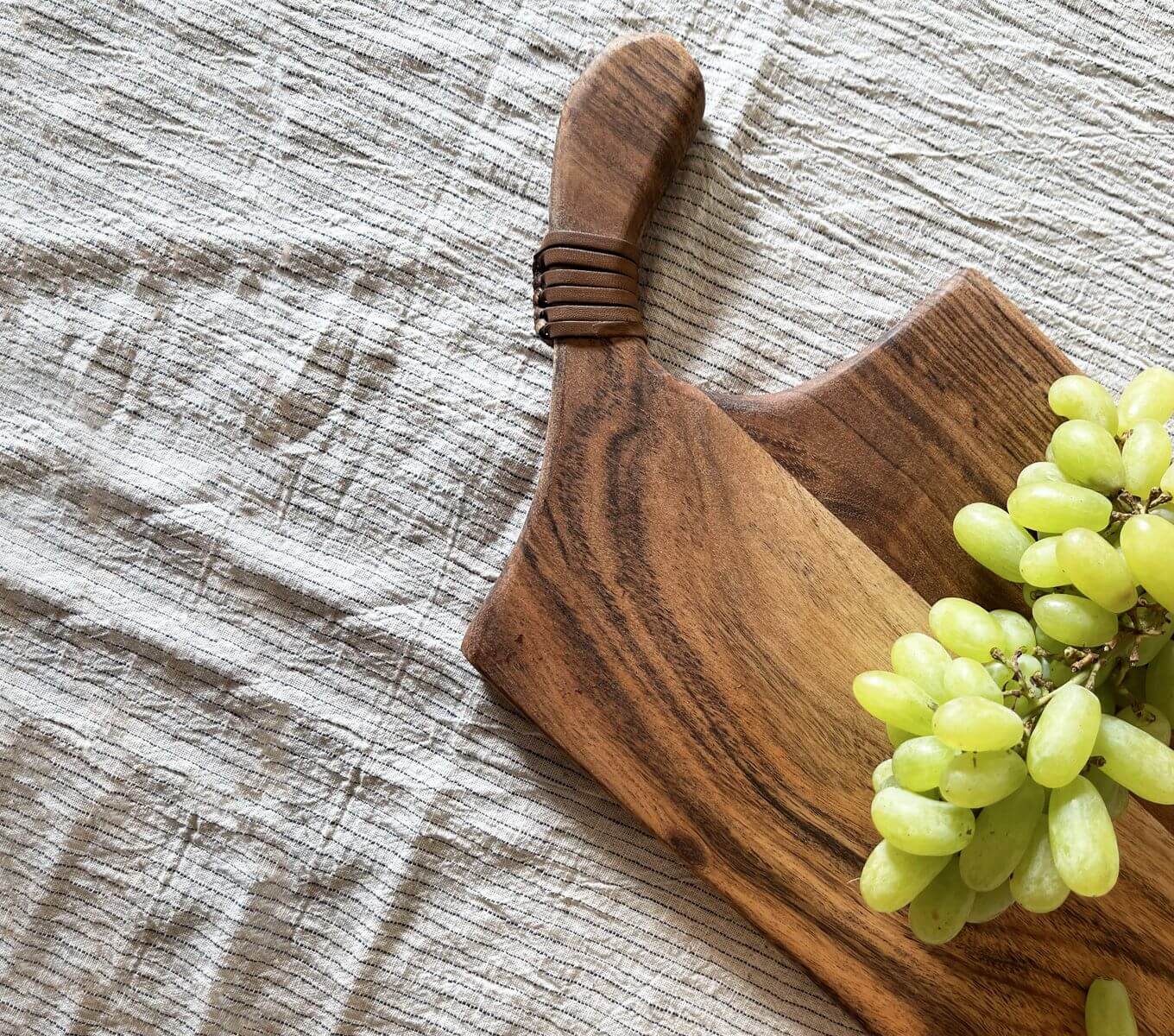 Premium Wooden Serving Board with Handle - Perfect for Charcuterie, Cheese, and Appetizers - Ideal for Parties, Entertaining, and Home Dining