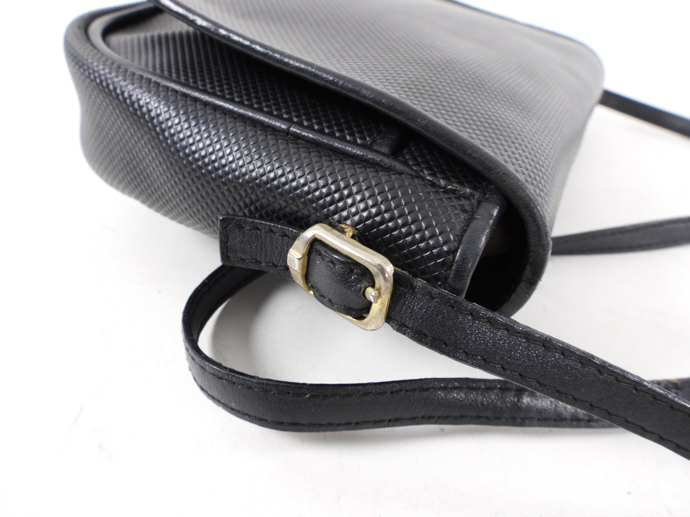 Vintage Bottega Veneta Black Leather Crossbody Bag 1980s - Perfect for Everyday Use & Night Out