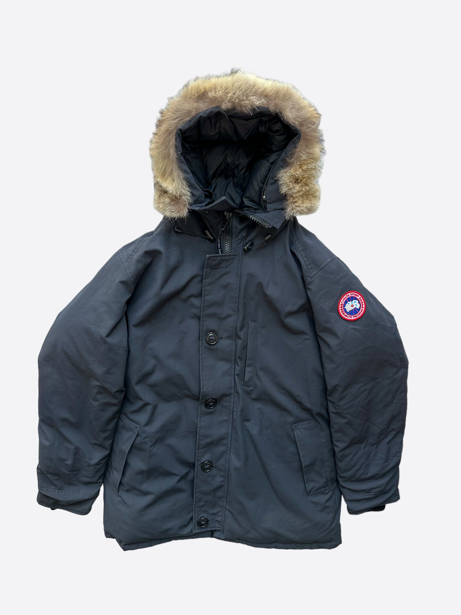 Canada Goose Navy Chateau Men's Winter Jacket - Waterproof, Windproof Parka for Extreme Cold Weather - Perfect for Skiing, Hiking & Outdoor Adventures