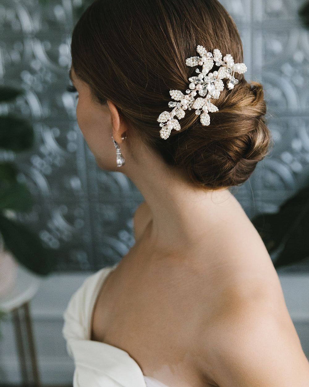 Madelyn Pearl Hair Clip - Elegant Pearl Barrettes for Women & Girls | Perfect for Weddings, Parties & Everyday Style