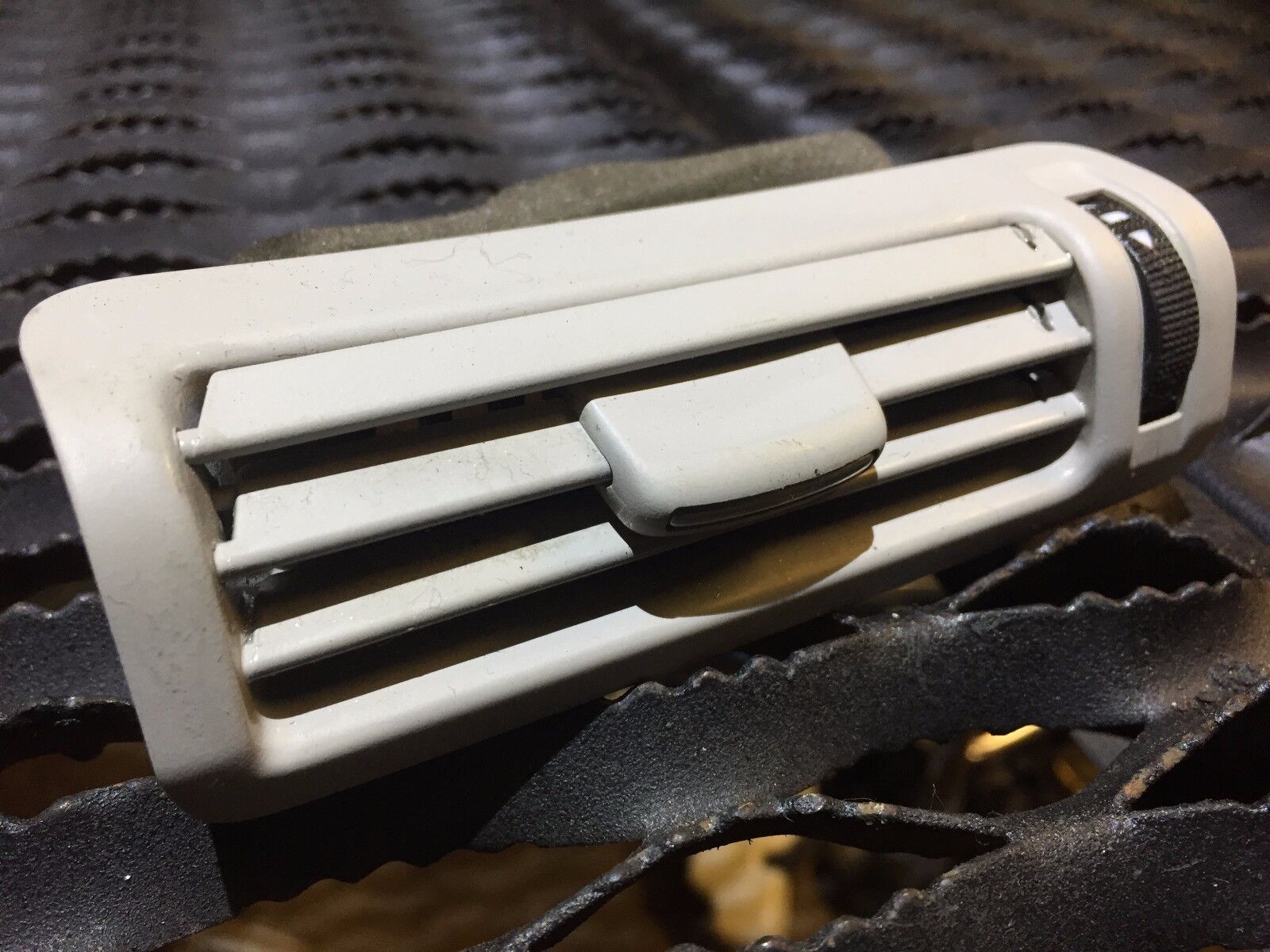2005-2008 Audi A6 C6 Left Driver Side Pillar Air Vent OEM 4F0819383 - Perfect for Interior AC Ventilation & Climate Control System Replacement
