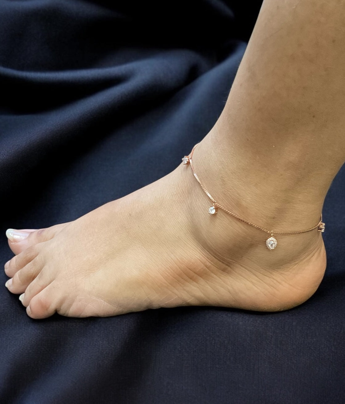 Sparkling Silver Rose Gold Anklet for Women - Elegant Foot Jewelry for Parties, Beach & Everyday Wear | Adjustable Ankle Bracelet Gift