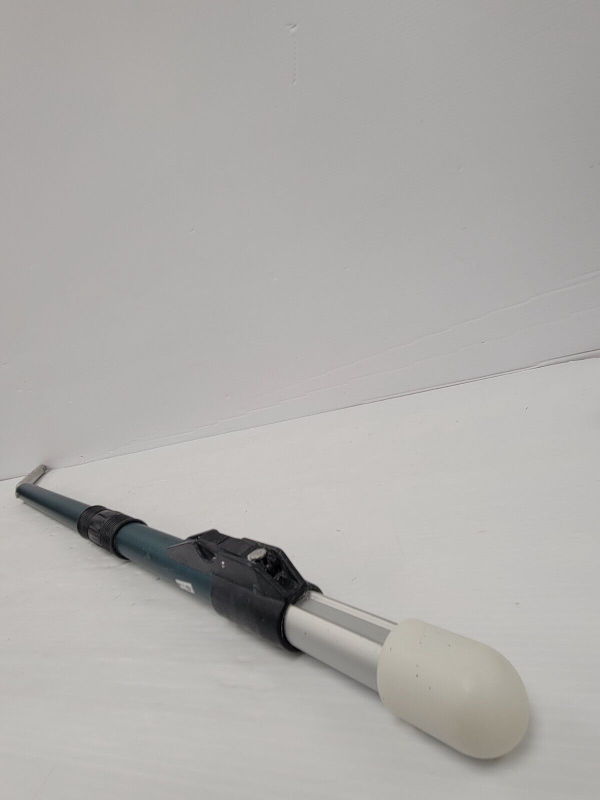 Northstar Adjuster Mud Box Handle - Heavy Duty Tool for Drywall and Plaster Work - Perfect for Construction and Home Renovation Projects