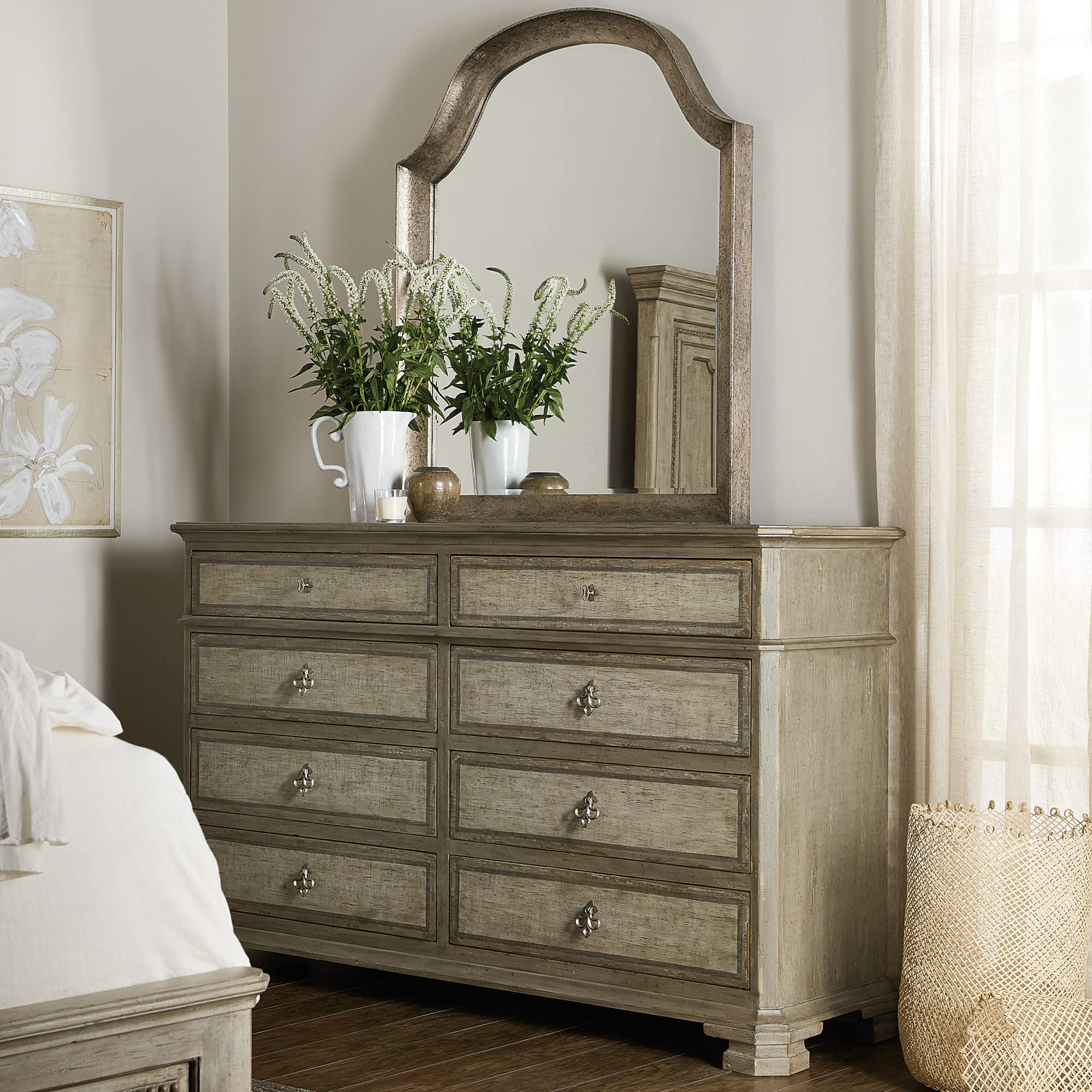 Hooker Furniture Alfresco Aldo 8-Drawer Dresser - Solid Wood Bedroom Chest with Mirror, Perfect for Master Bedroom, Guest Room & Apartment Storage
