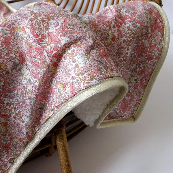 Barnabe Loves Coffee Baby Blanket Alba 73x90cm - Soft & Cozy Nursery Blanket for Newborns, Infants & Toddlers - Perfect for Cuddling, Swaddling & Stroller Use