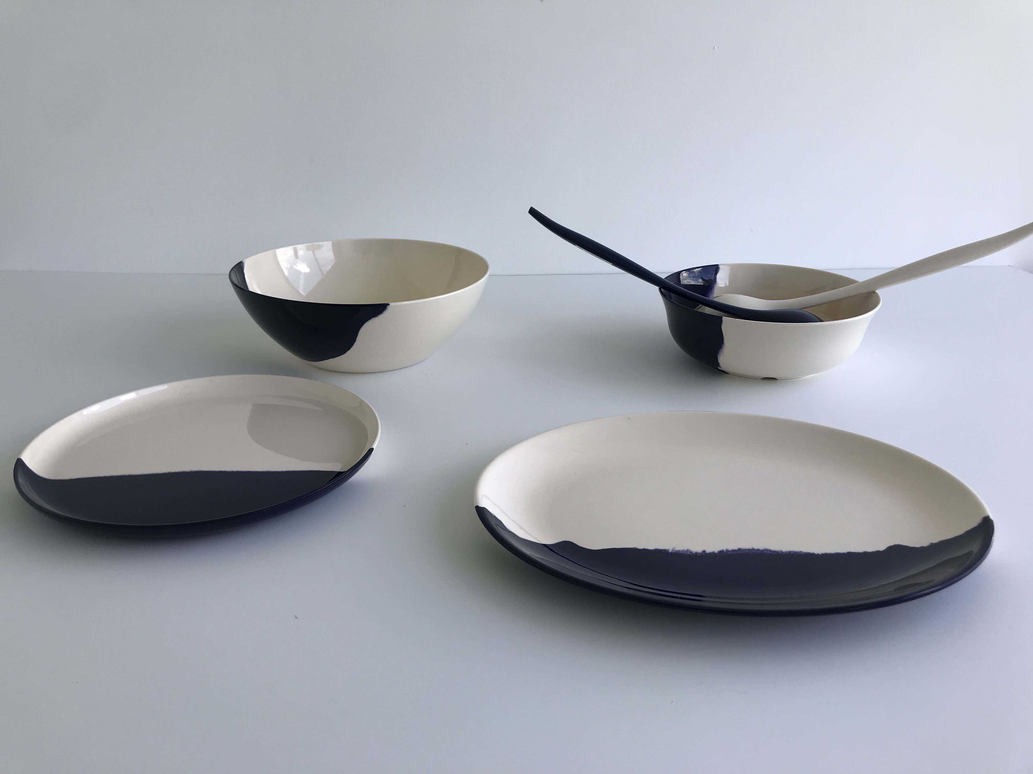 Premium 1/2 & 1/2 Melamine Bowls Set of 4 - Ivory & Navy Color Mix - Durable Dishwasher Safe Dinnerware by Thomas Fuchs Creative - Perfect for Outdoor Dining, Picnics & Party Serving